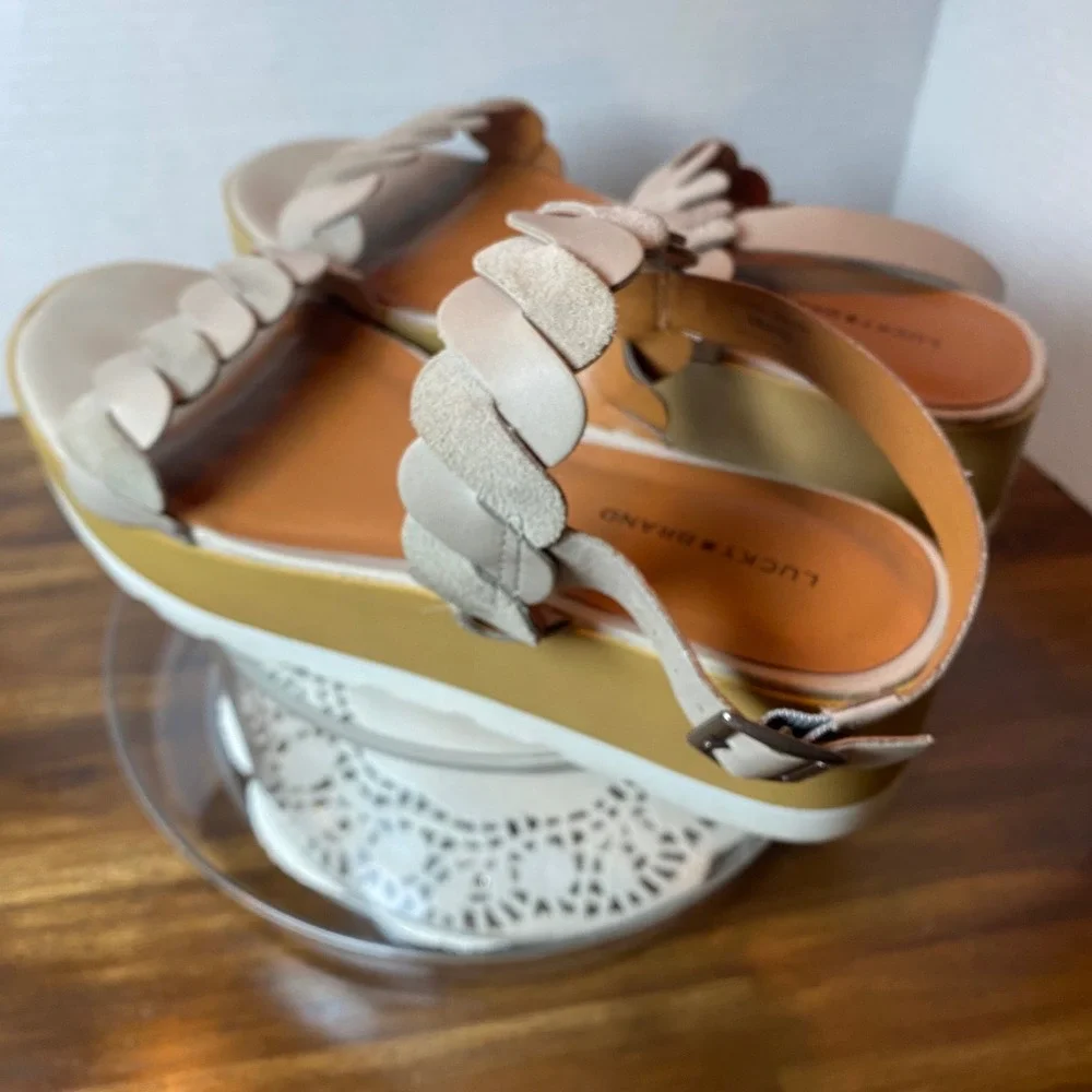 Lucky‎ Brand Vellenora Beige Leather Scalloped Braided Platform Sandals 9M 40